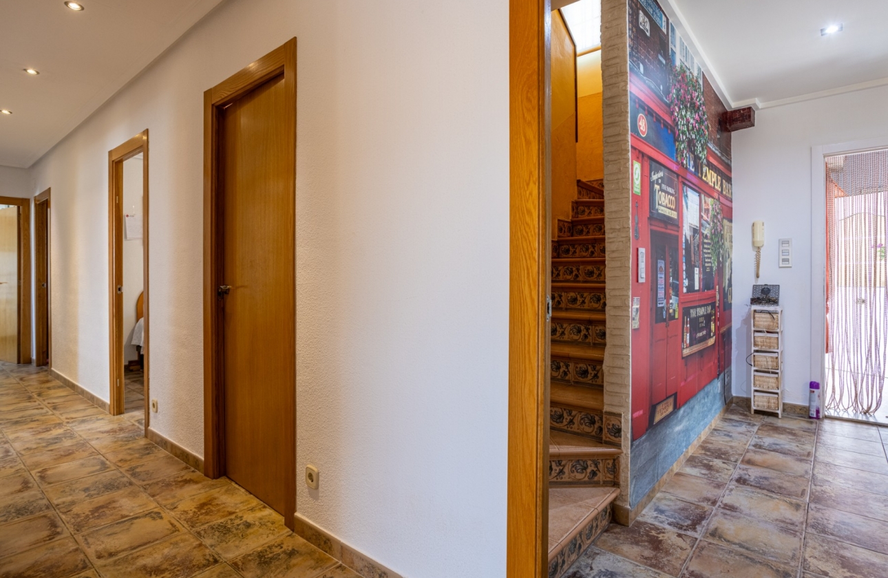 Resale - Villa - Elche - La Hoya