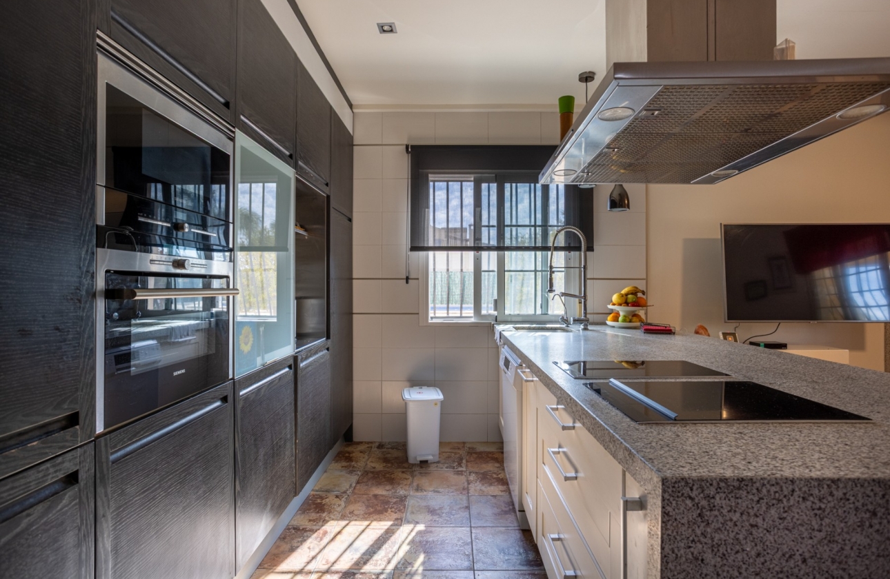 Resale - Villa - Elche - La Hoya