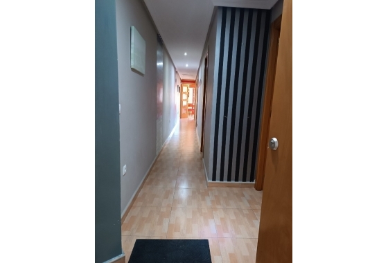 Resale - Apartment - Los Montesinos