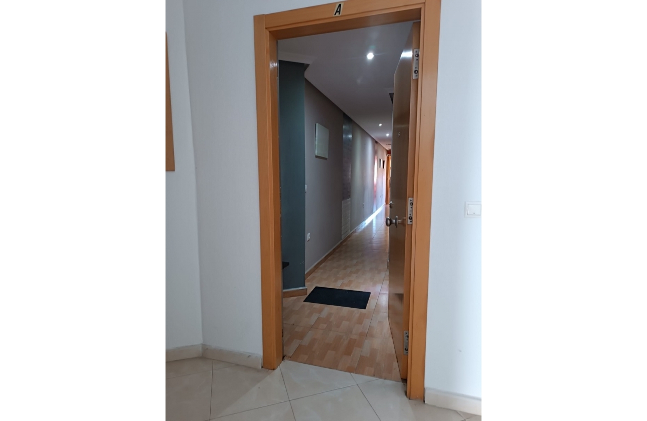 Resale - Apartment - Los Montesinos