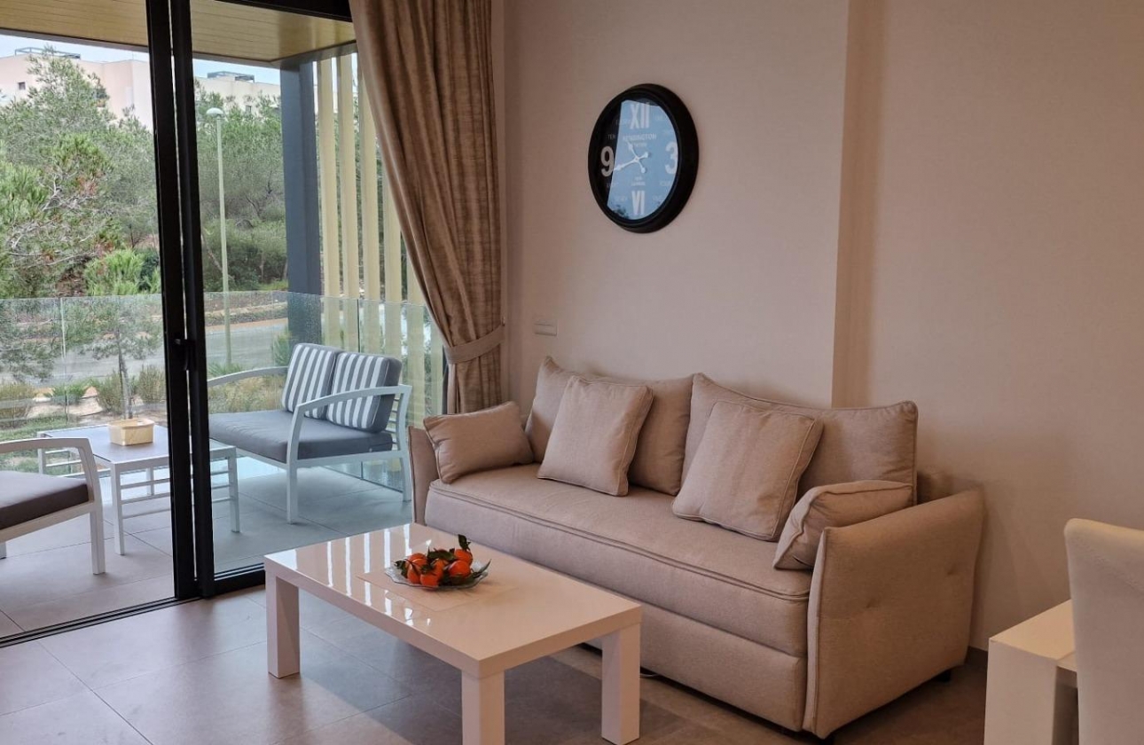 Resale - Apartment - Orihuela - Las Colinas Golf