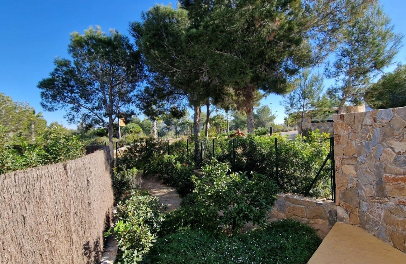 Resale - Apartment - Orihuela - Las Colinas Golf