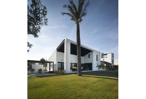 Neue Gebäude - Stadthaus - Peraleja Golf