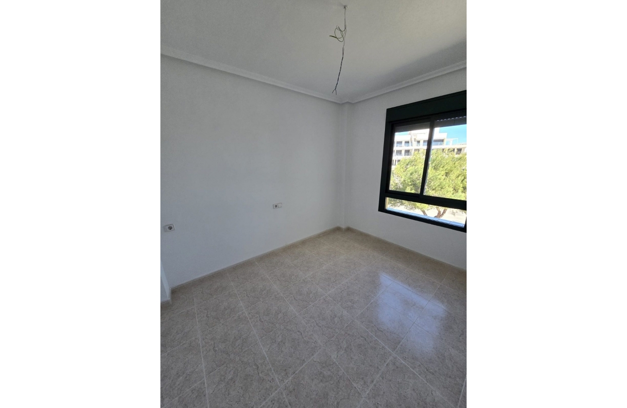 Resale - Apartment - Orihuela-Costa - Campoamor