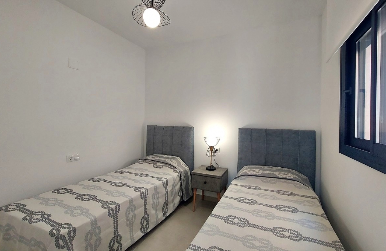 Obra nueva - Apartamento - San Miguel de Salinas