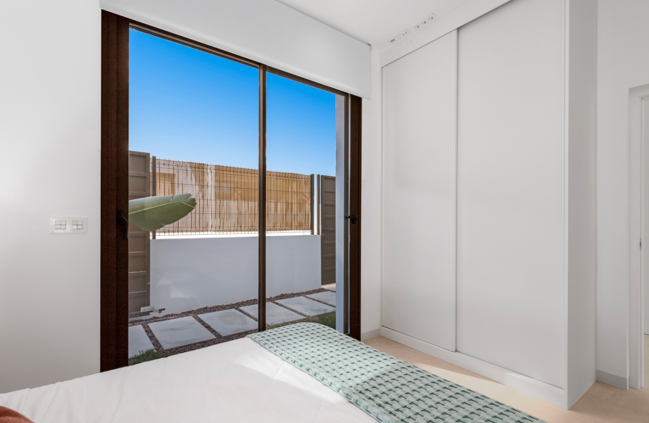 Nouvelle construction - Maison de ville - Los Alcazares