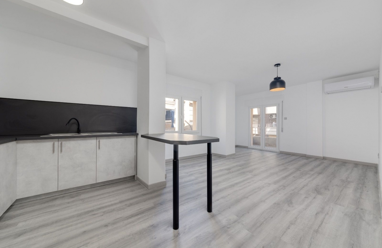 Revente - apartment - Torrevieja