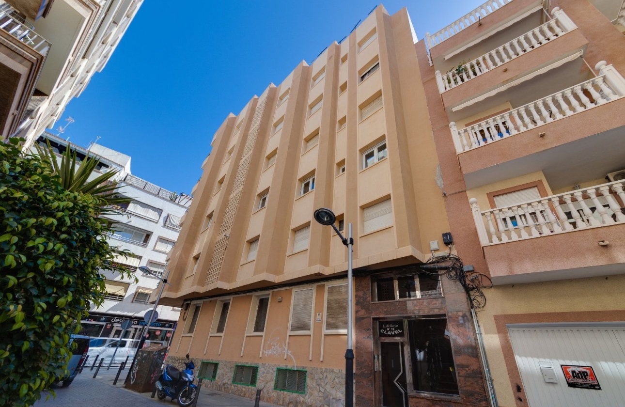 Revente - apartment - Torrevieja