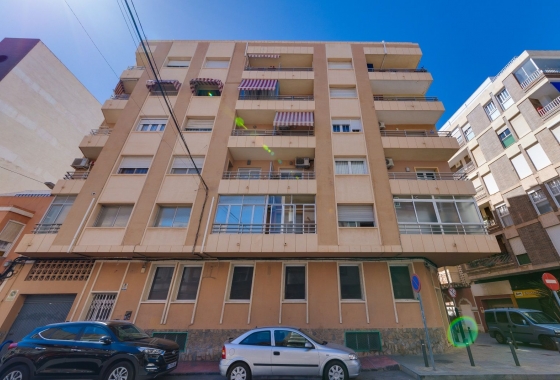 Revente - apartment - Torrevieja