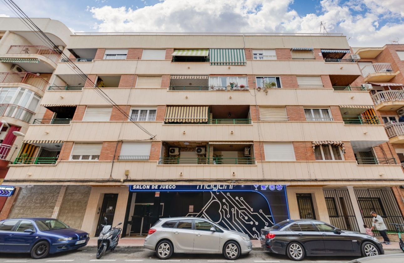 Wiederverkauf - apartment - Torrevieja - Playa de los Locos