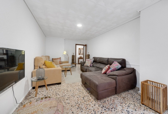 Resale - apartment - Torrevieja - Playa de los Locos