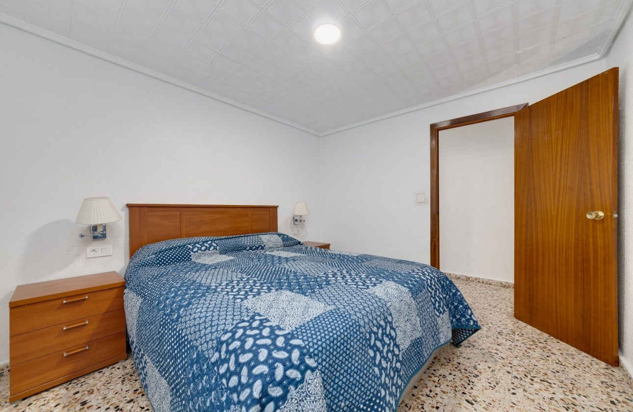 Wiederverkauf - apartment - Torrevieja - Playa de los Locos