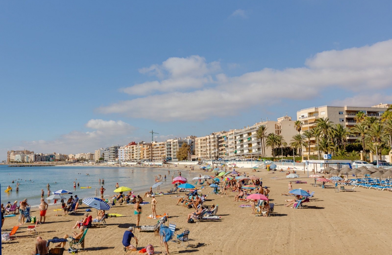 Wiederverkauf - apartment - Torrevieja - Playa de los Locos