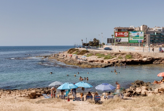 Revente - apartment - Torrevieja - Playa de los Locos