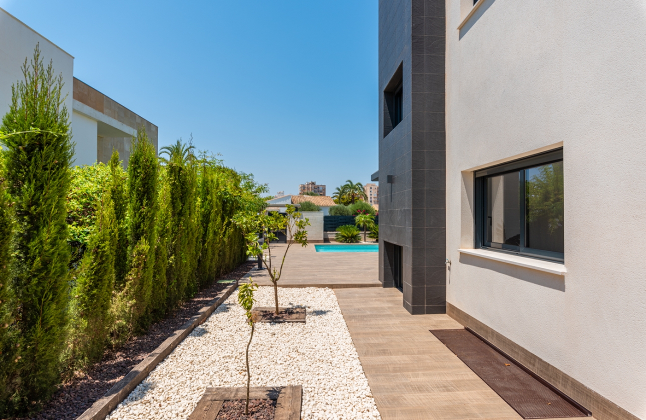 Nouvelle construction - Maison de ville - Playa Paraiso