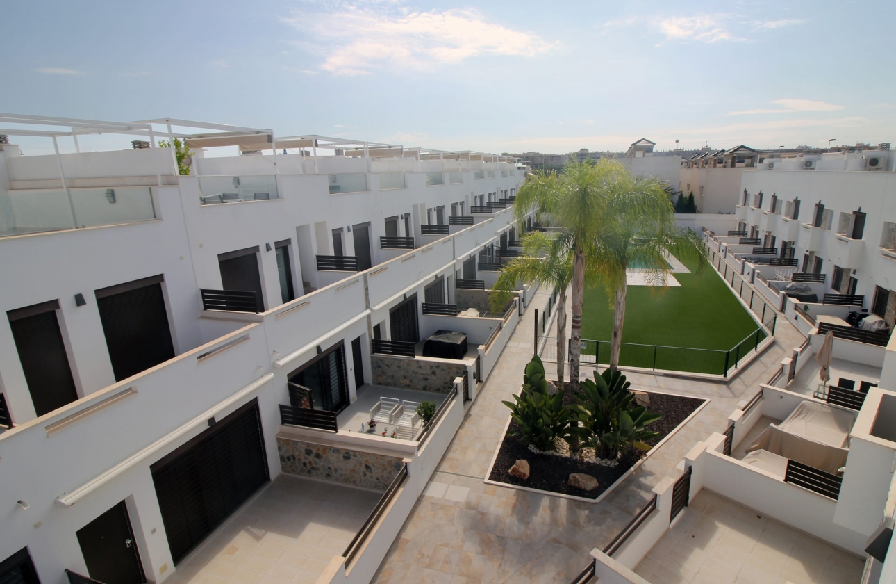 Nouvelle construction - Maison de ville - Pilar de la Horadada