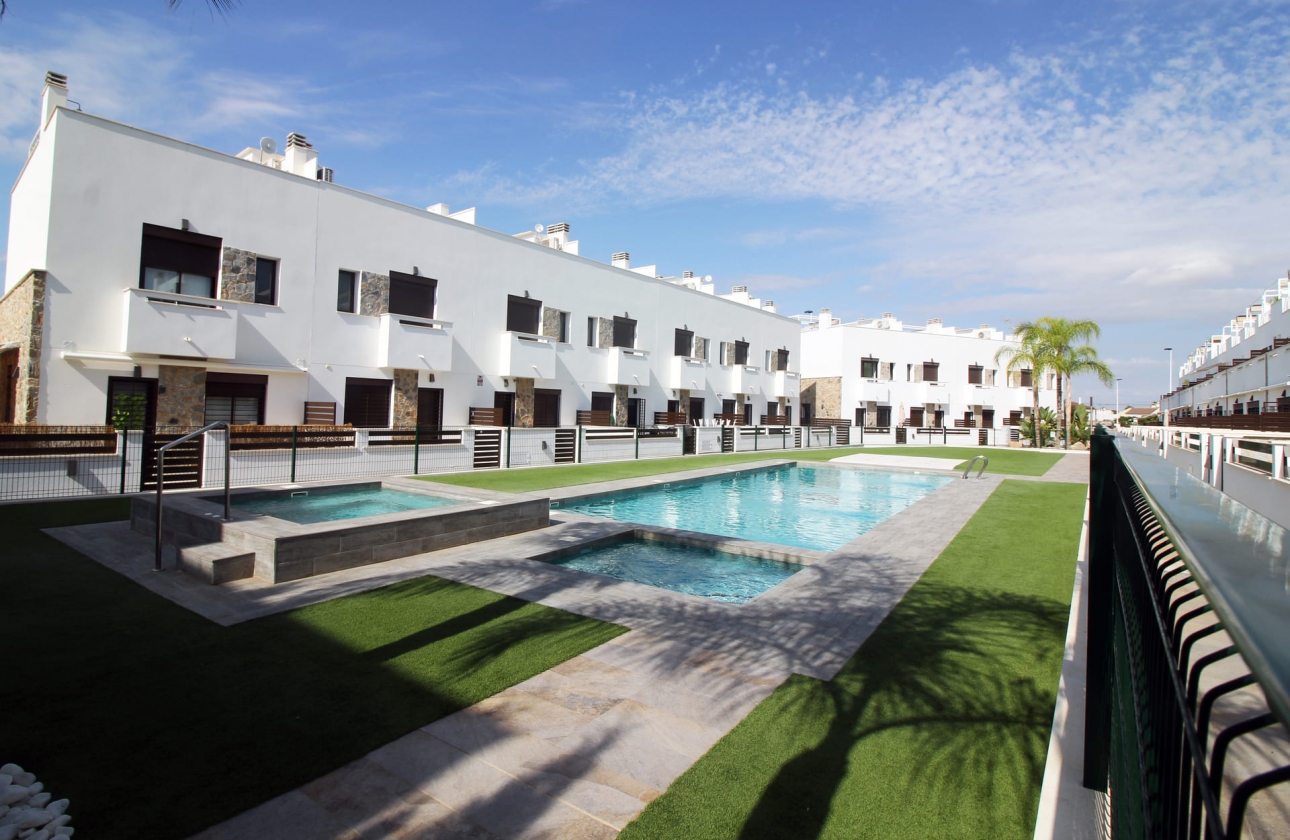 Nouvelle construction - Maison de ville - Pilar de la Horadada