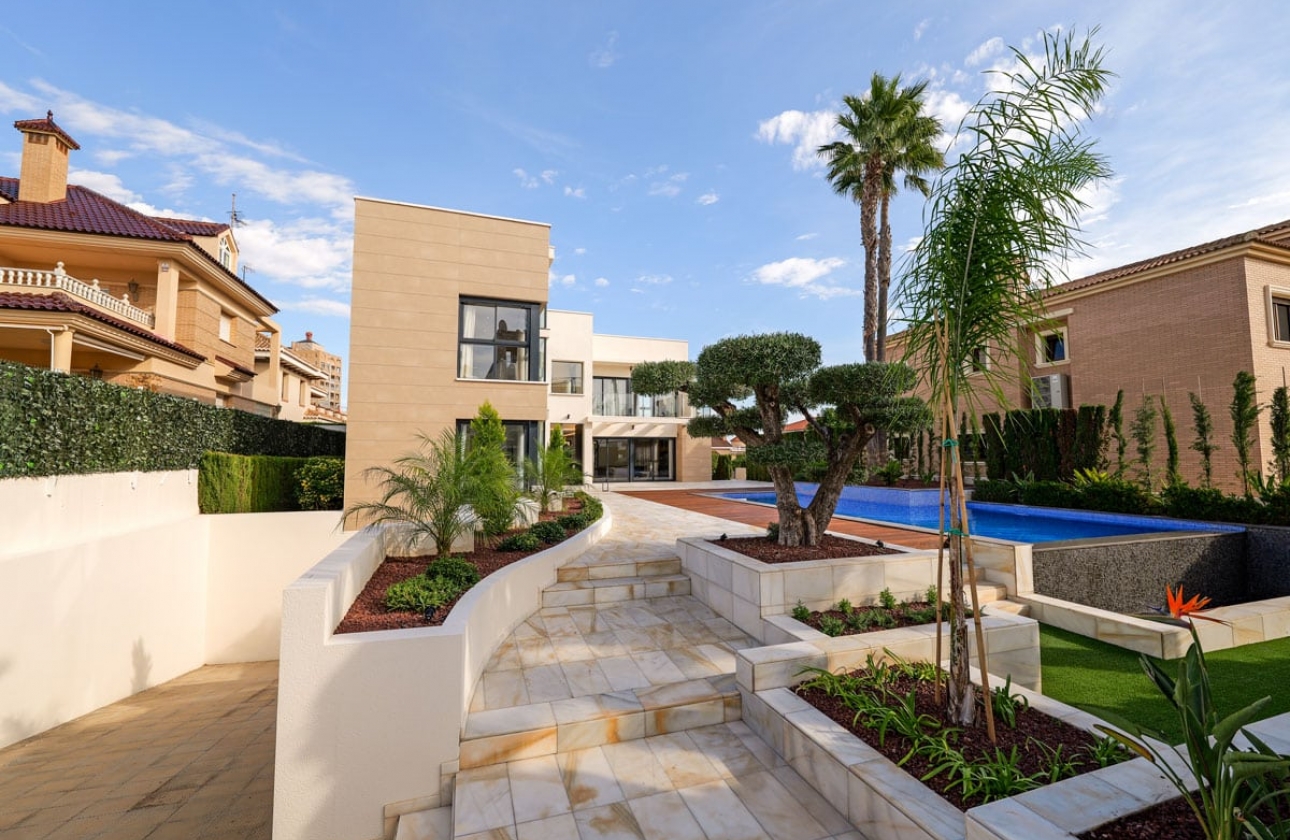 Neue Gebäude - Villa - Torrevieja