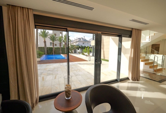 Neue Gebäude - Villa - Torrevieja