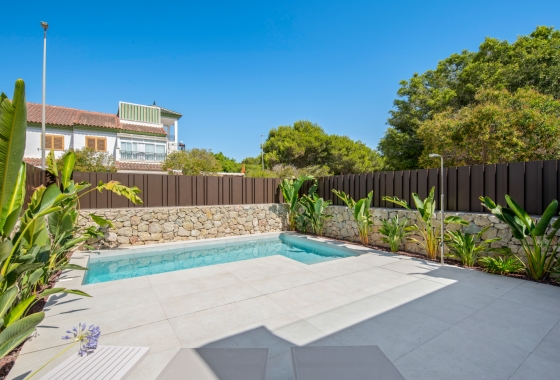 Obra nueva - Villa - Mil Palmeras