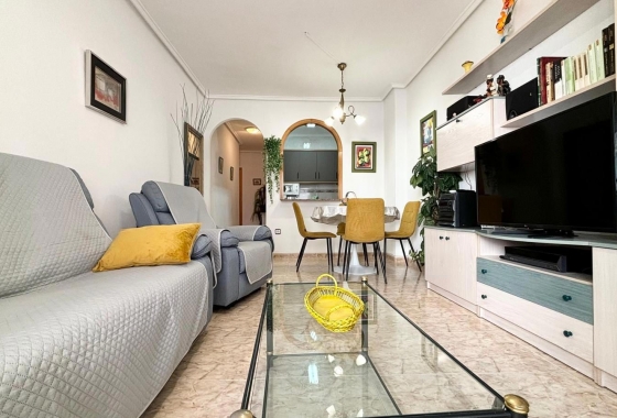 Resale - apartment - Torrevieja - Playa del Cura