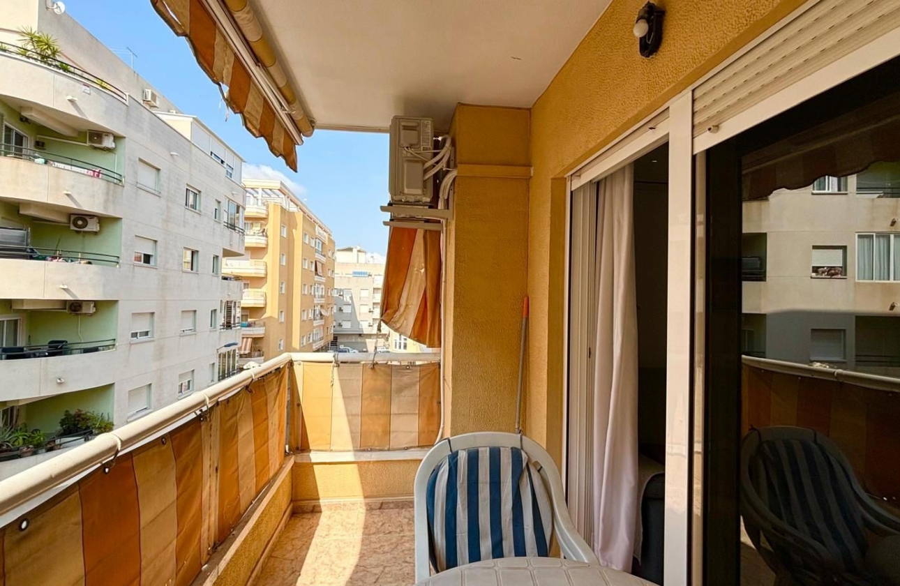 Wiederverkauf - Wohnung - Torrevieja - Playa del Cura