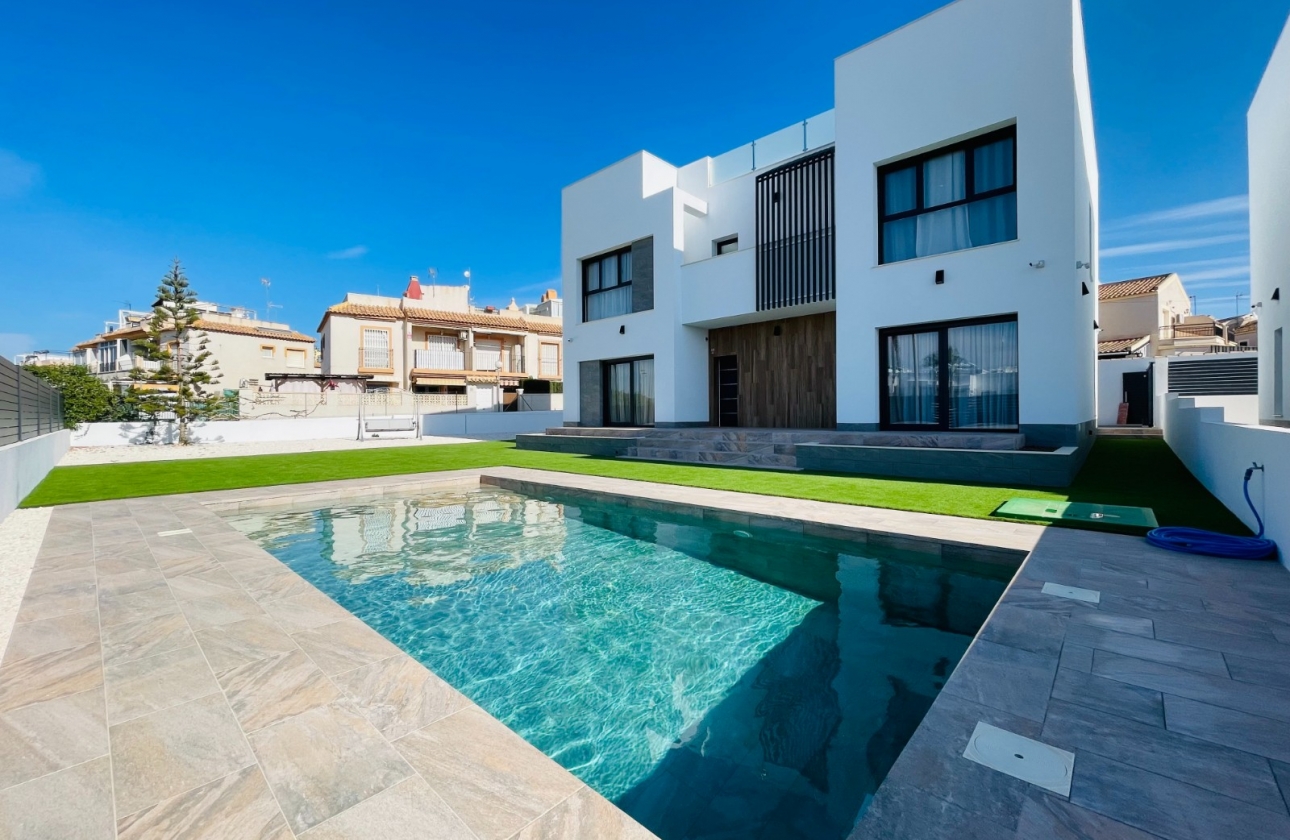 New Build - Townhouse - Torrevieja
