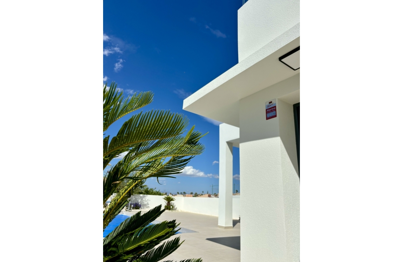 Obra nueva - Adosado - Benijófar