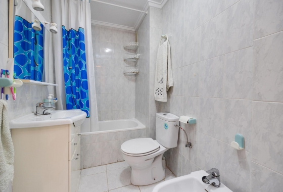 Reventa - apartment - Torrevieja - El Molino