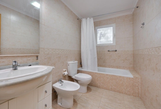 Revente - apartment - Torrevieja