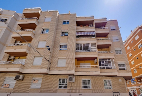 Revente - apartment - Torrevieja