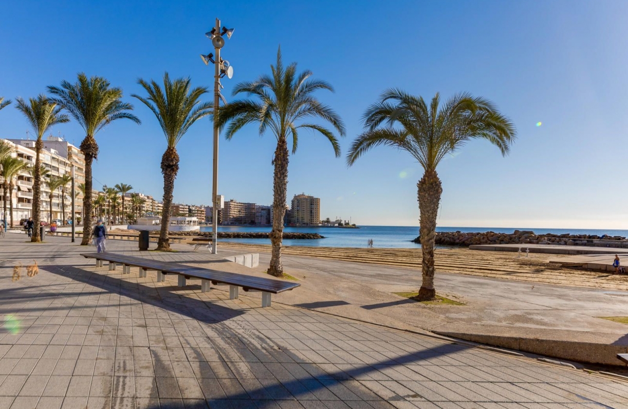 Revente - apartment - Torrevieja