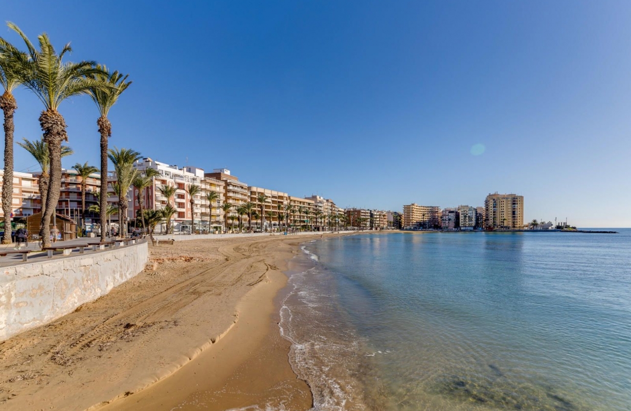 Revente - apartment - Torrevieja