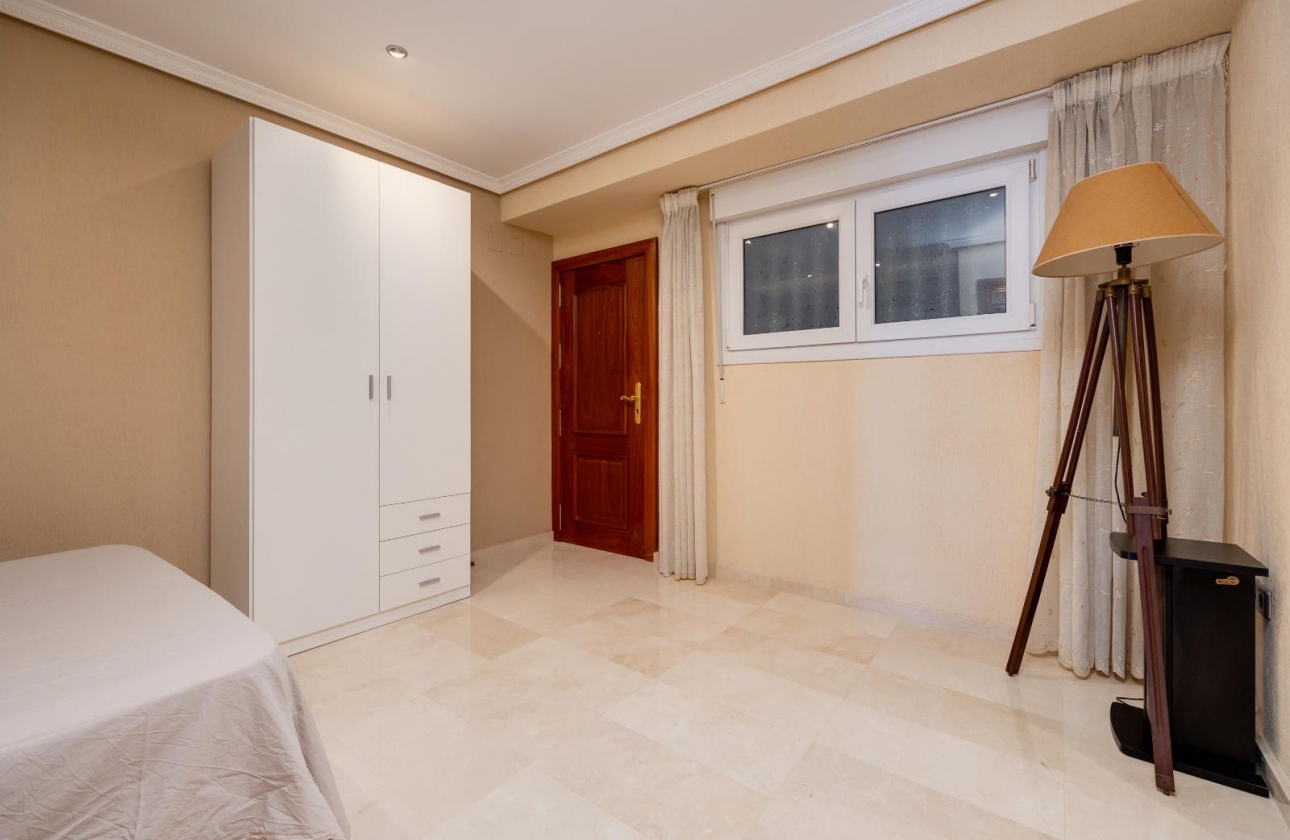 Reventa - apartment - Torrevieja