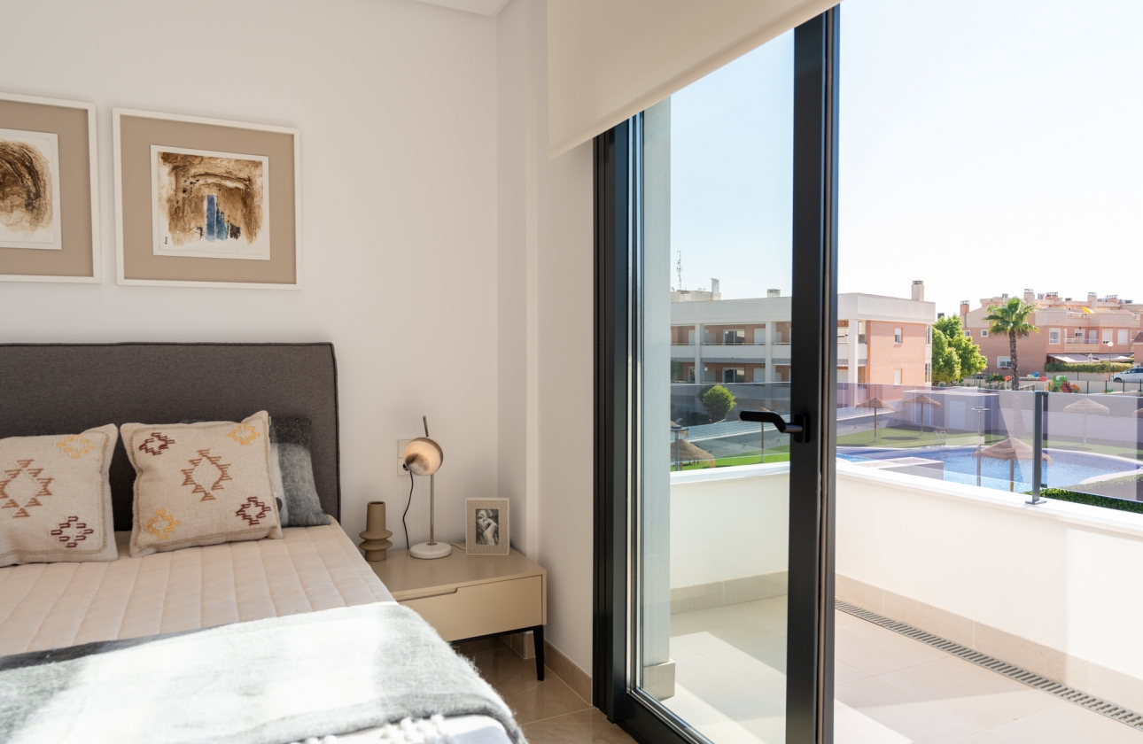 Nouvelle construction - Maison de ville - Elche