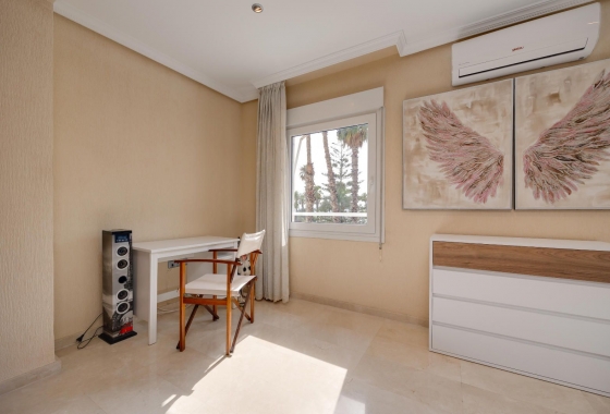 Reventa - apartment - Torrevieja