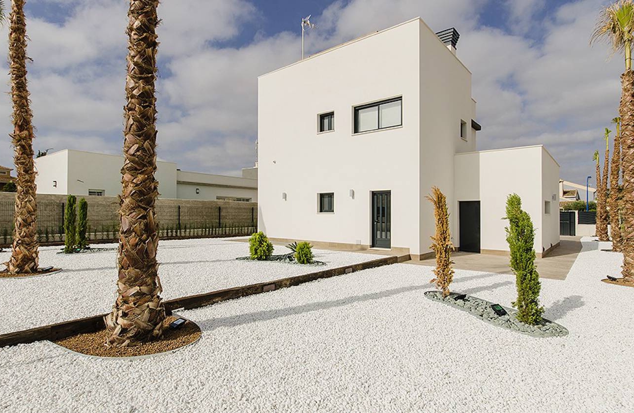 Obra nueva - Villa - Dehesa de Campoamor