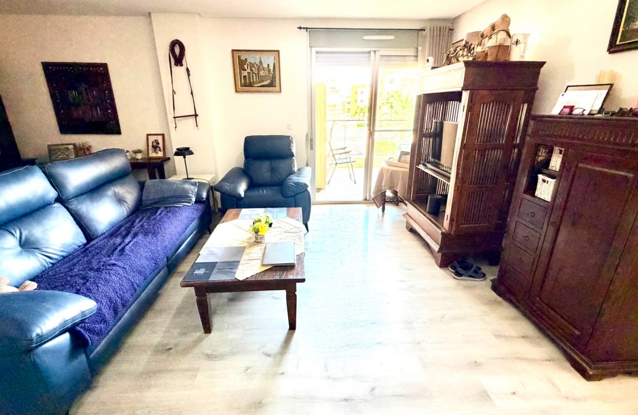 Resale - Apartment - Orihuela Costa - La Zenia