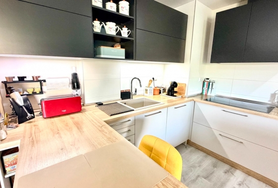 Wiederverkauf - Wohnung - Orihuela Costa - La Zenia