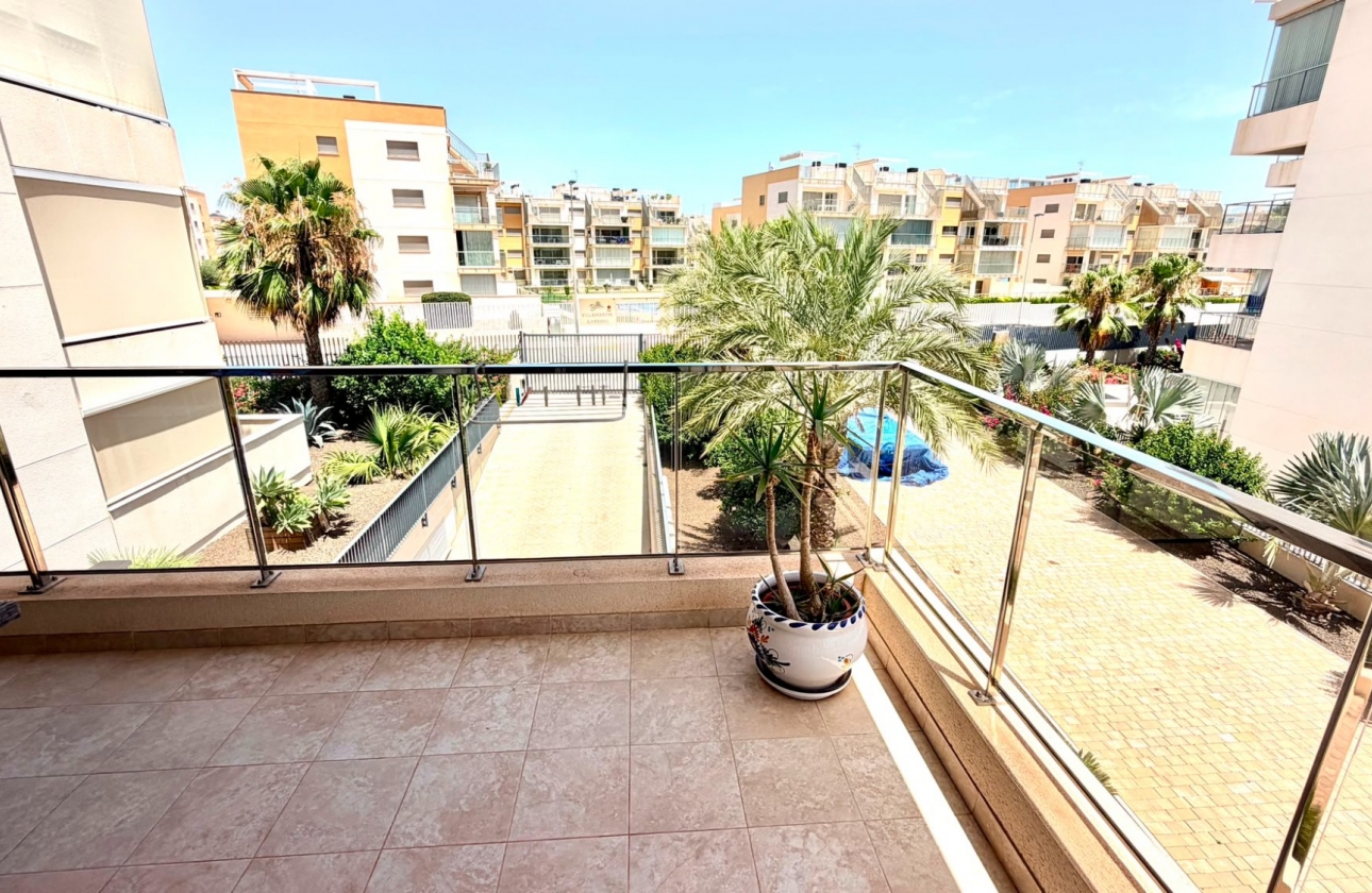 Resale - Apartment - Orihuela Costa - La Zenia