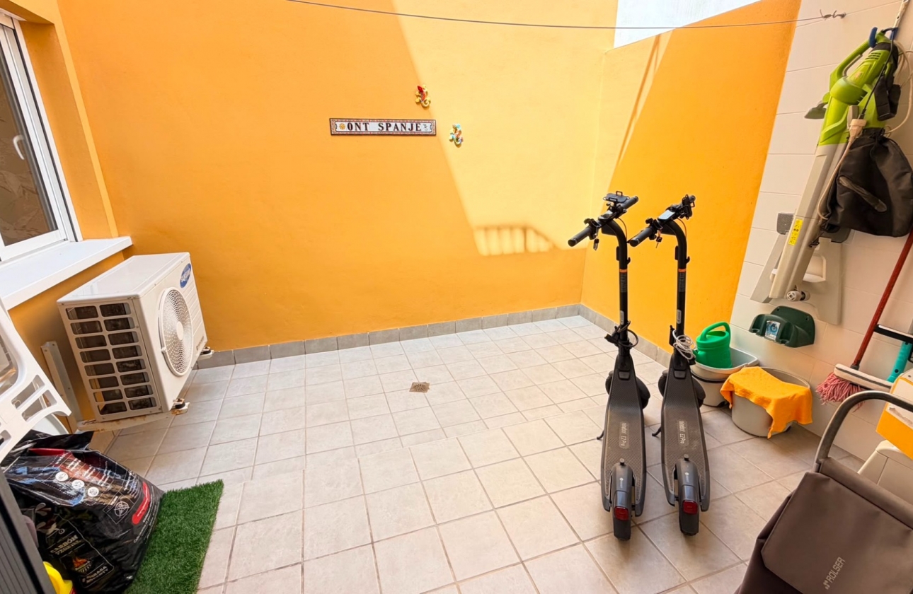 Revente - Appartement - Torrevieja - Aguas Nuevas