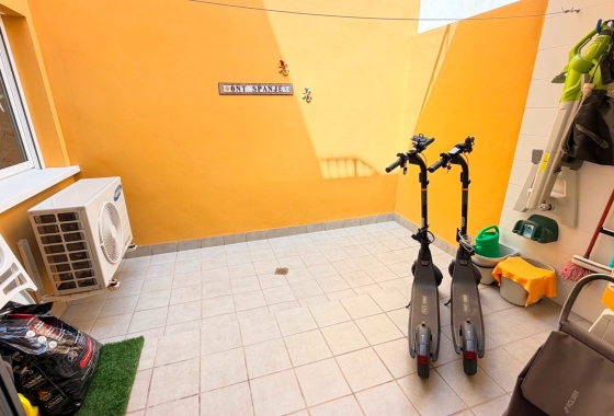 Revente - Appartement - Torrevieja - Aguas Nuevas