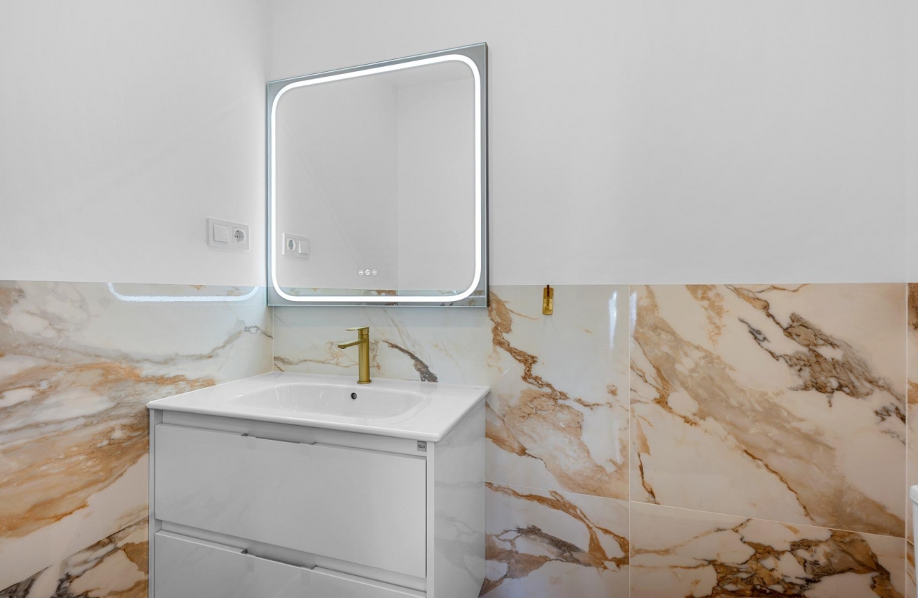 Resale - Apartment - Torrevieja - Punta prima