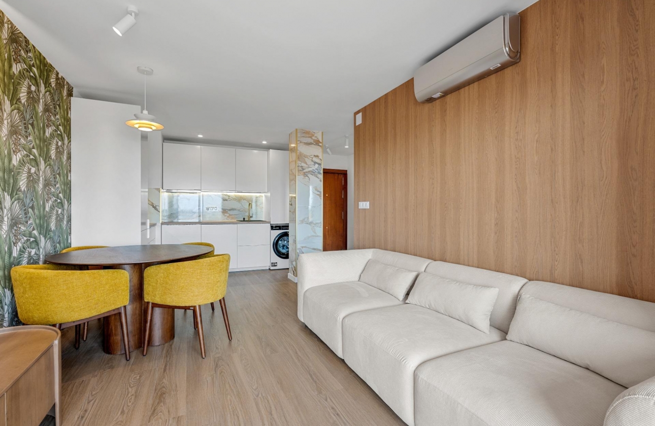 Resale - Apartment - Torrevieja - Punta prima
