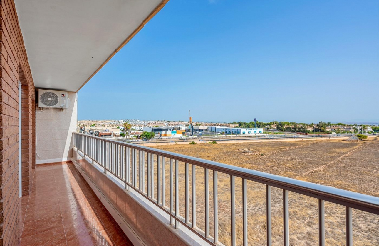 Resale - Apartment - Torrevieja - Punta prima