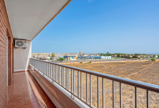 Resale - Apartment - Torrevieja - Punta prima