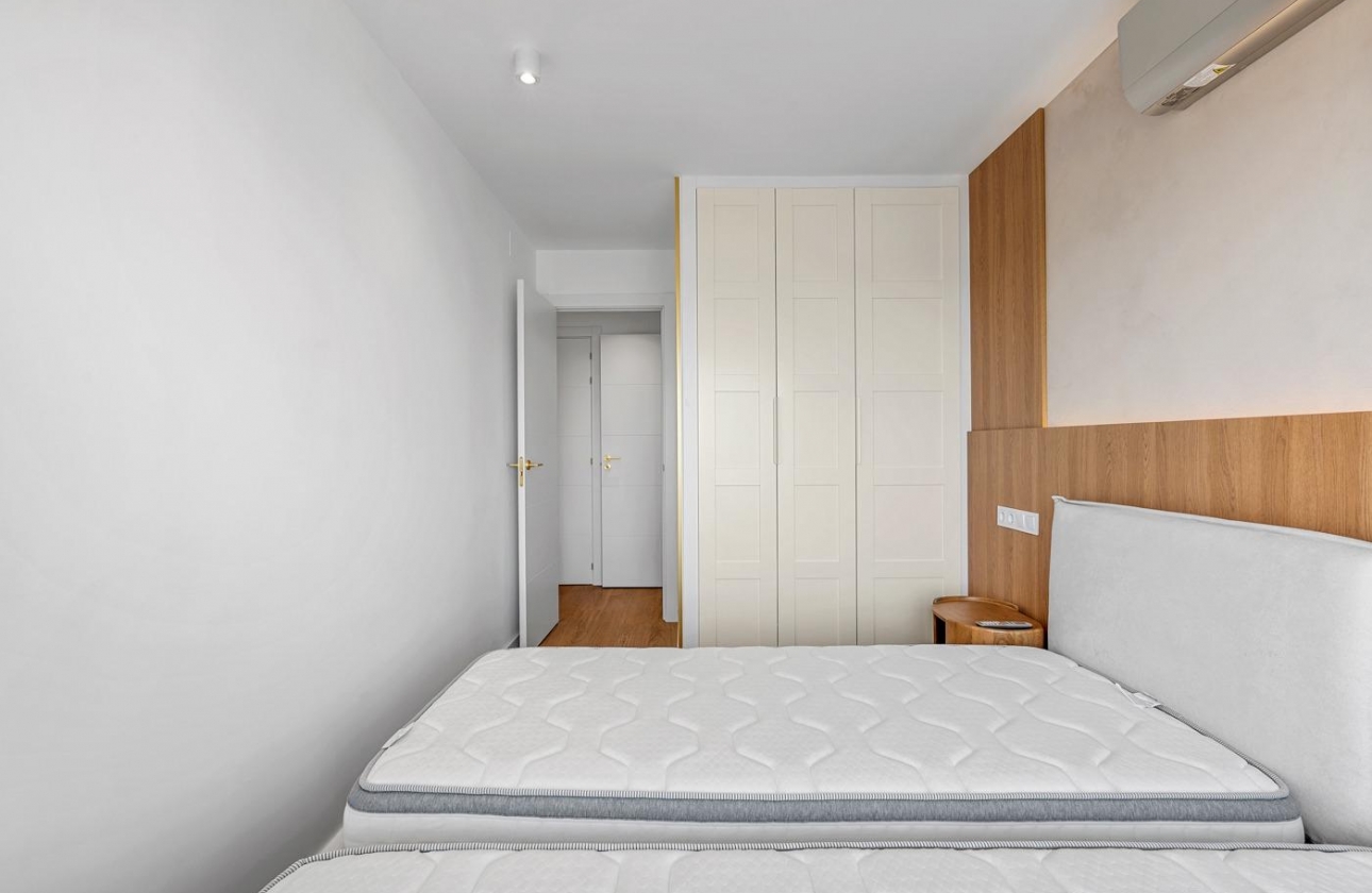 Resale - Apartment - Torrevieja - Punta prima