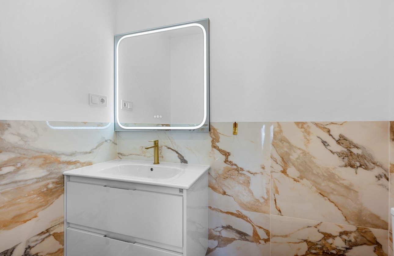 Resale - Apartment - Torrevieja - Punta prima