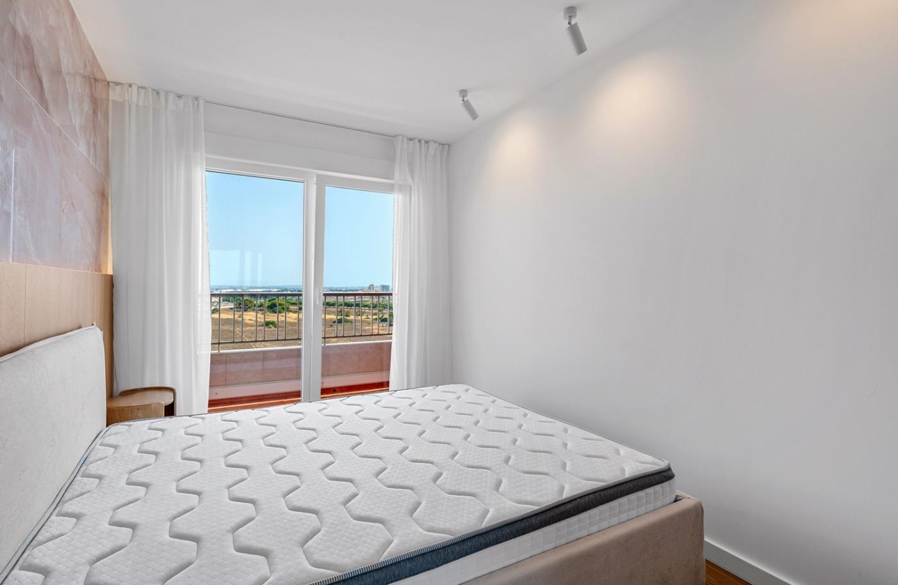 Resale - Apartment - Torrevieja - Punta prima