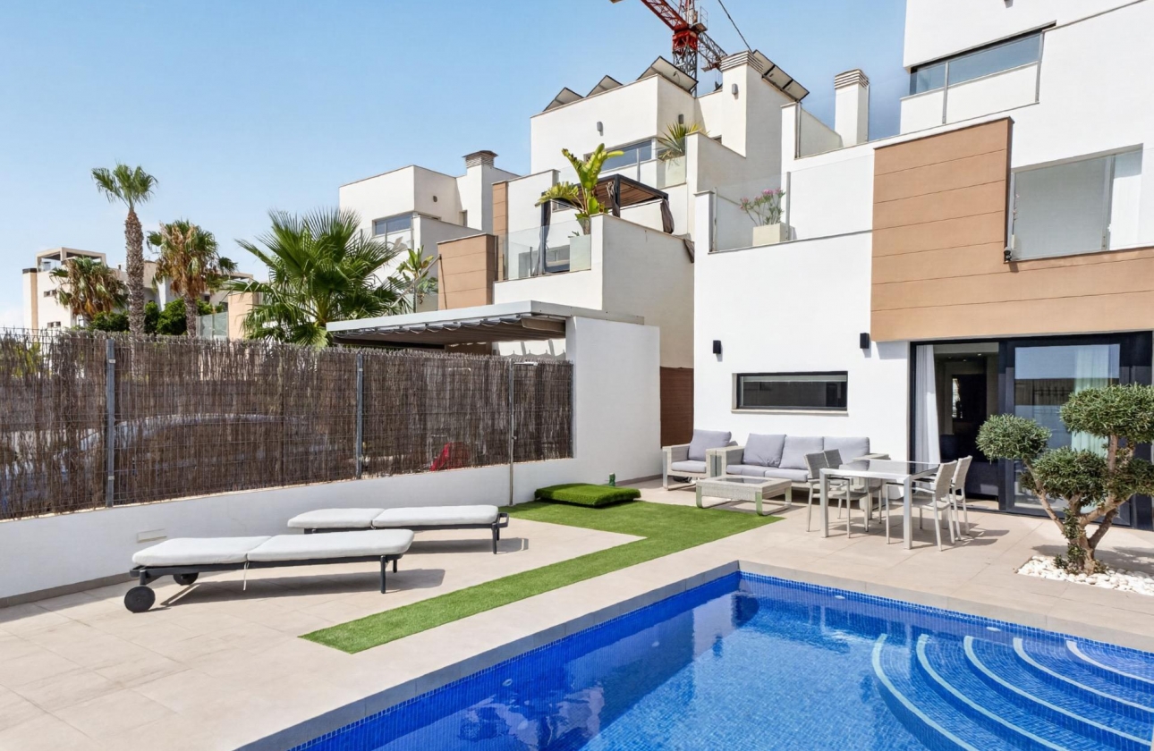Resale - Villa - Guardamar del Segura - EL RASO